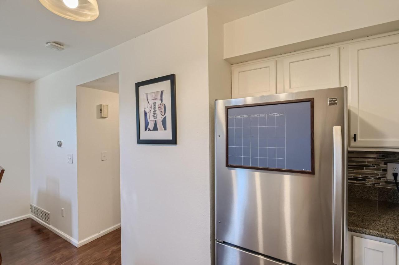 4044 S Carson St Unit B -